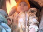 За Алешу ответит: мать, оставившую малыша в луганской «заброшке», задержали