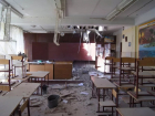 В Луганске к концу лета восстановят школу, разрушенную обстрелами