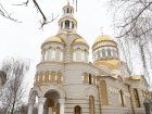 В Луганске восстановили храм Ксении Петербургской и обновили Свято-Петропавловский кафедральный собор