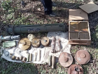 Недалеко от Луганска нашли два тайника с боеприпасами