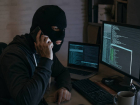 Мошенники развели жительницу Кировска на 2,6 млн рублей под видом получения награды