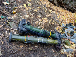 В ЛНР нашли схрон с натовским оружием