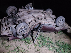 Водитель из ЛНР погиб в опрокинутом автомобиле