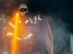 Утренний пожар в луганской многоэтажке: эвакуировано 20 человек, есть погибший