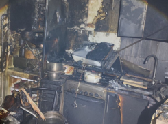 Пожар в центре Свердловска ЛНР: огонь уничтожил бытовую технику и вещи