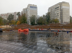 В Луганске началось строительство 25-метрового модульного бассейна