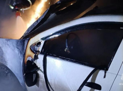 В Луганске загадочно сгорел автомобиль