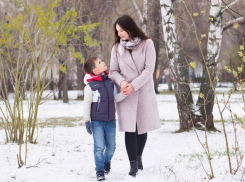 В ЛНР возобновляют выплаты на детей-сирот