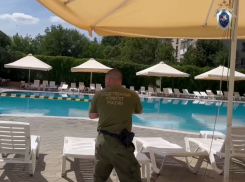 В одном из аквапарков Луганска чуть не утонул 5-летний ребенок