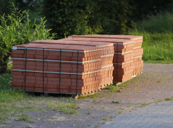 Москва расширяет шефскую помощь Луганску: новые дороги, сети и дома