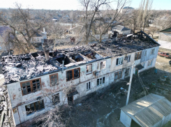 Уголовное дело возбудили в Луганске в связи с гибелью двоих человек при пожаре в деревянном МКД