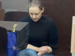 В ЛНР отправили 25-летнюю шпионку Лолиту Василенко на 15 лет в колонию
