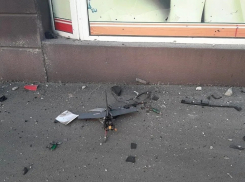 ВСУ ударили по центру Луганска, пострадали два человека