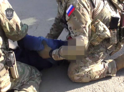 В ЛНР задержали банду, провозившую нелегальных мигрантов под видом студентов
