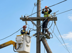 Энергетики ЛНР устраняют последствия массированной атаки ВСУ