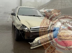 В Ровеньках 17-летняя девушка получила травмы при столкновении автомобилей «Лада Гранта» и «Шевроле Ланос»