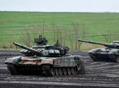 Новости СВО: Трамп проведет переговоры Путина и Зеленского и оцепление Купянска