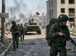 Новости СВО: Россия берет Малиновку и давит на Сумы, ВСУ бросают «предпенсионеров» в мясорубку