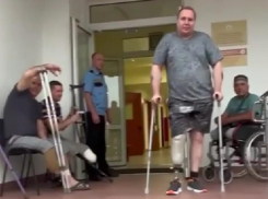 Помогли встать на ноги: врачи московской клиники провели протезирование мобилизованному ЛНР 