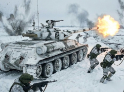 Новости СВО: Украина отдает Донбасс России, бои под Харьковом и развал фронта в Славянске