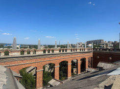 В соцсетях завирусилось видео из луганской гостиницы-призрака