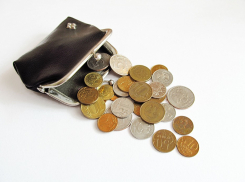 Январский пересчет в ЛНР: кому прибавят пенсию, а кому не добавят ни копейки?