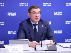 Владимир Якушев поручил привлечь волонтеров и муниципальных депутатов к организации Всероссийского голосования за объекты благоустройства