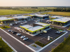 На трассах ЛНР сделают зоны отдыха с кафе и магазинами