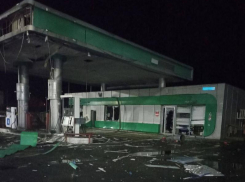 Беспилотник атаковал АЗС в Новоайдаре