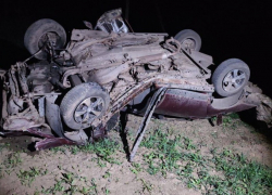 Водитель из ЛНР погиб в опрокинутом автомобиле