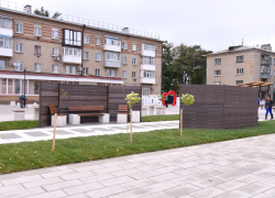 В Свердловске открыли площадь Мира, а в Старобельске – обновленный парк