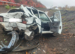 В ЛНР «гонщица» спровоцировала аварию, в которой пострадал восьмилетний ребенок