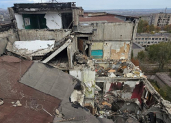 Эксперты обследуют конструктивы дома, пострадавшего от взрыва в Алчевске ЛНР