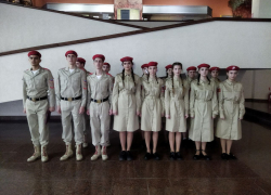 Ученики Луганской гимназии №52 стали членами Юнармии