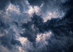 ЛНР накроют ливни и грозы: экстренное предупреждение от МЧС