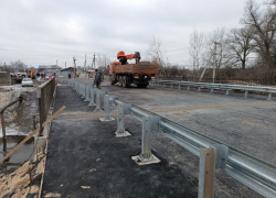 Восстановление автомобильного моста в Старобельском районе ЛНР почти завершено