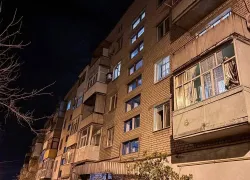 Ночная атака ВСУ на Луганск: трое раненых, повреждены жилые дома