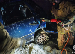 В ЛНР двое погибли огне, еще двух человек спасли в ДТП