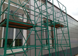 В поселке Красный Яр ЛНР ремонтируют местный ДК