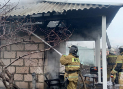 Трагедия на пожаре: двое жителей ЛНР погибли