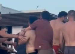 «Я тебя убью»: кавказец устроил драку из-за отказа со стороны девушек в ЛНР