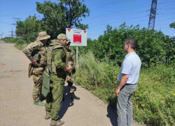 Инженерные подразделения ЛНР приступили к обследованию и разминированию дороги посёлка Михайловка 