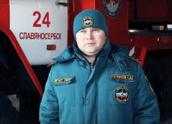 «Когда выполняешь боевую задачу - некогда думать о страхе»: пожарный из ЛНР рассказал о самых трудных днях агрессии ВСУ 