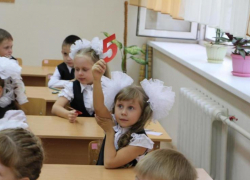 В обстрелянном в начале недели Краснодоне возобновится очное обучение