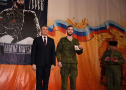 Леонид Пасечник наградил казаков разведывательной бригады «Терек» медалями ЛНР «За отвагу»