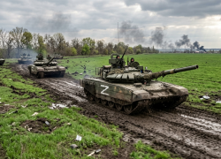 Новости СВО: «Гуманитарный грабеж» в тылу и минный хаос на фронте — ВСУ начали уничтожать сами себя