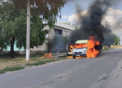 Беспилотник нанес удар по гражданскому микроавтобусу в Сватово ЛНР