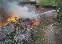 В Антраците ЛНР горели 25 квадратных метров мусора