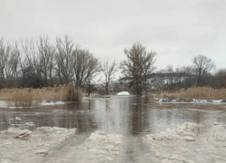 Десятки сел ЛНР оказались отрезаны из-за подтопленных мостов