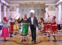 Молодежь из ЛНР приняла участие в акции «В кругу своих»